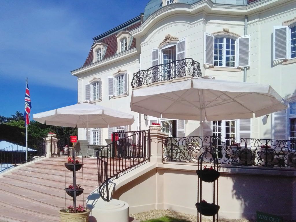 Rollstar a brit nagykövetségen Rollstar a brit nagykövetségen