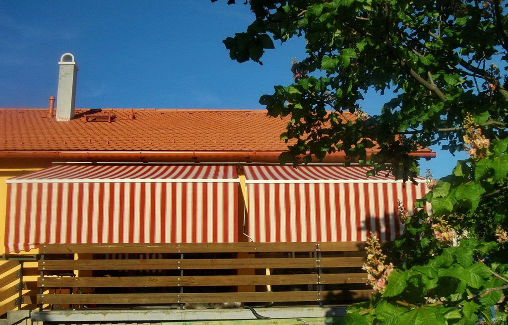 Plus napellenző -Soltvadkert