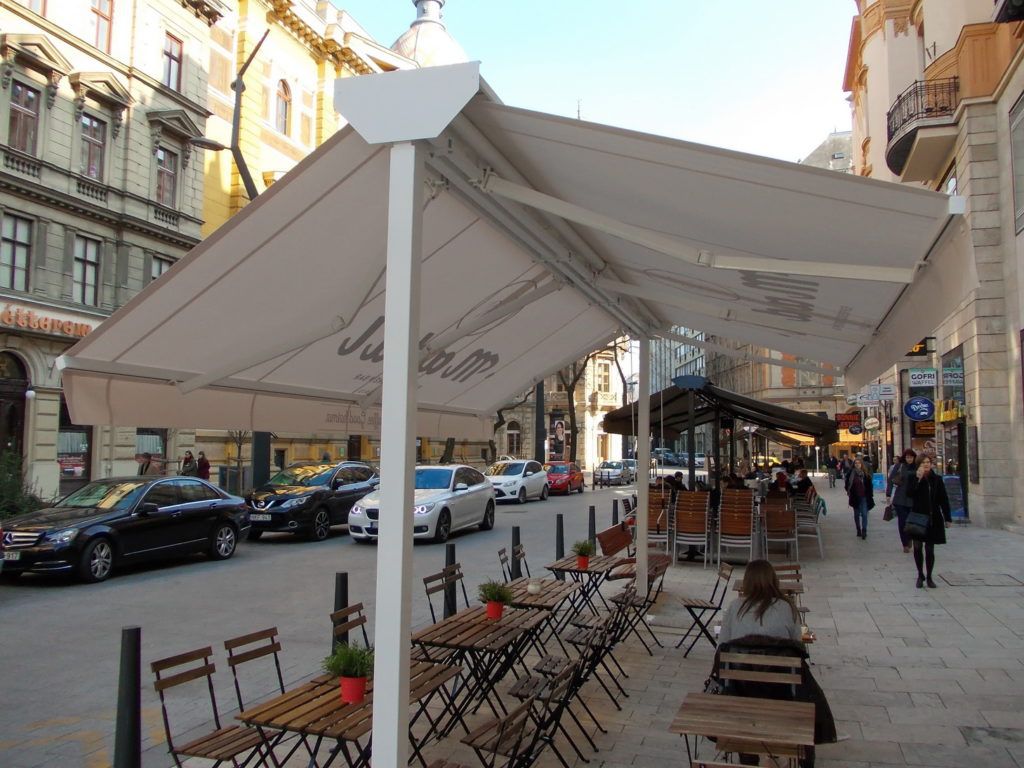 Sátras napellenző -Budapest Ferenciek tere