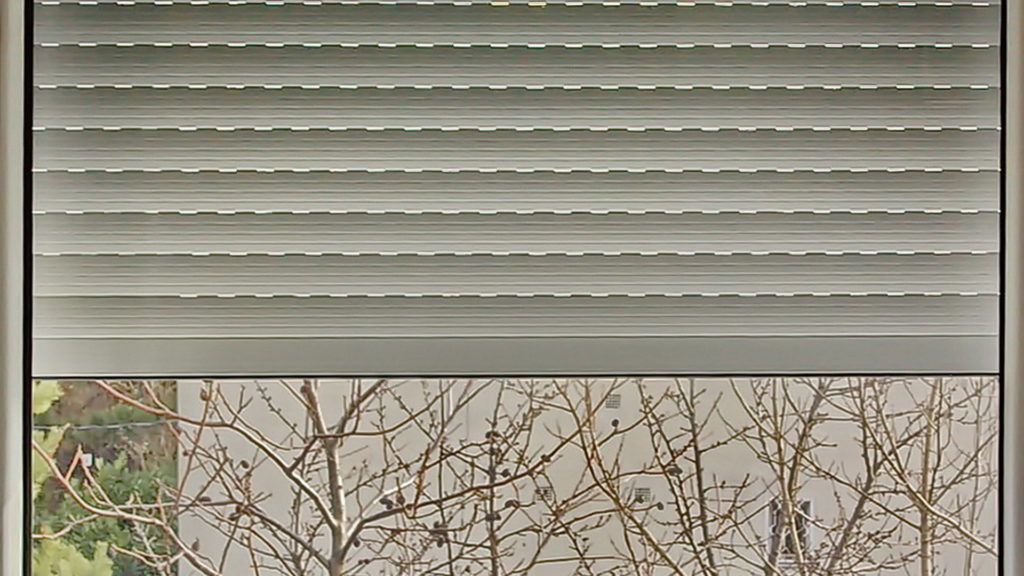 Redőny? Szigeteljünk okosan! Redőny? Szigeteljünk okosan!