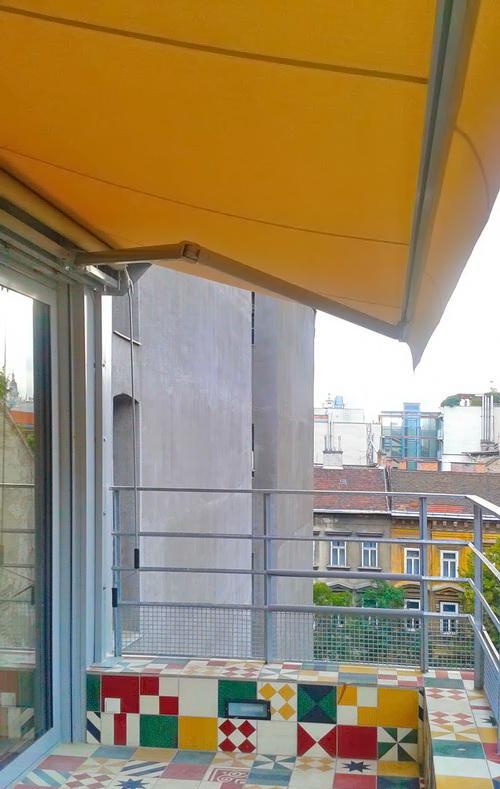 Bérházi erkélyből színes oázis Bérházi erkélyből színes oázis