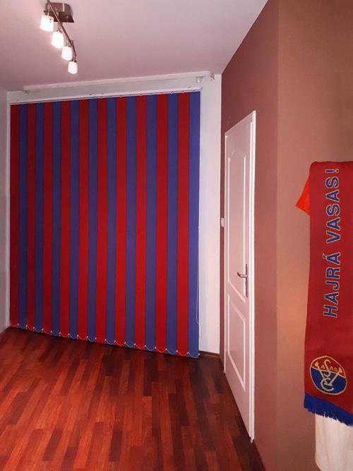 Szalagfüggönyt a drukkernek Szalagfüggönyt a drukkernek