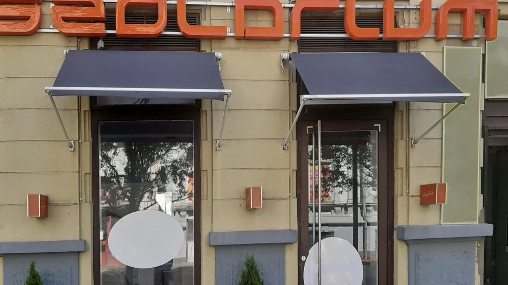 Loggia-Béta napellenző -Budapest Kőbánya 2