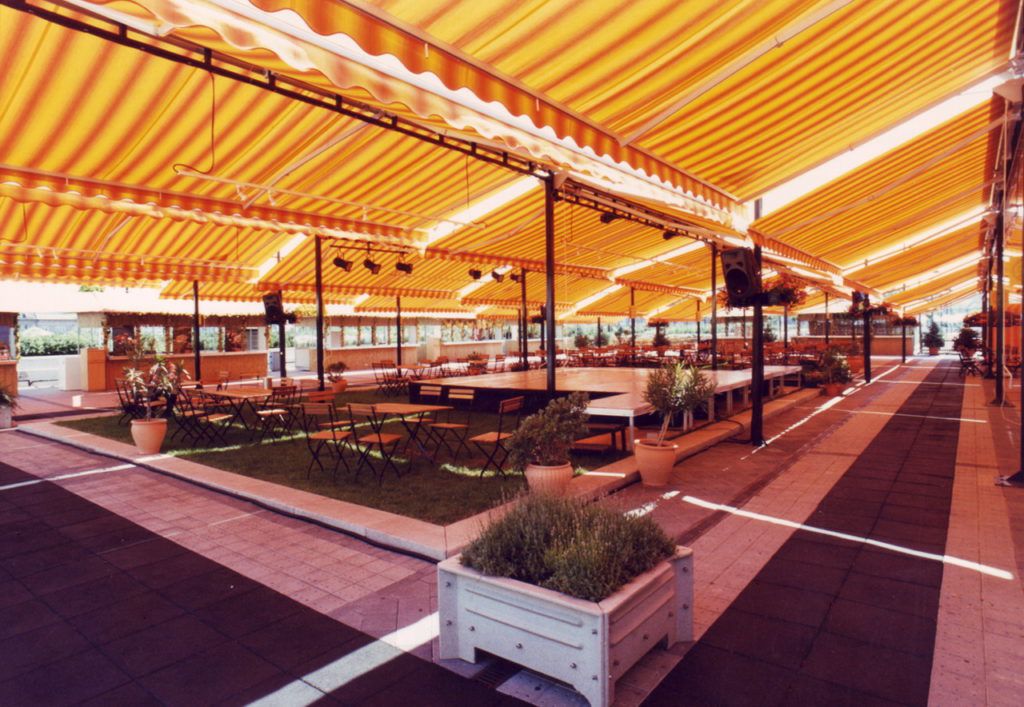 Sátras napellenző -Westend felső szint 4