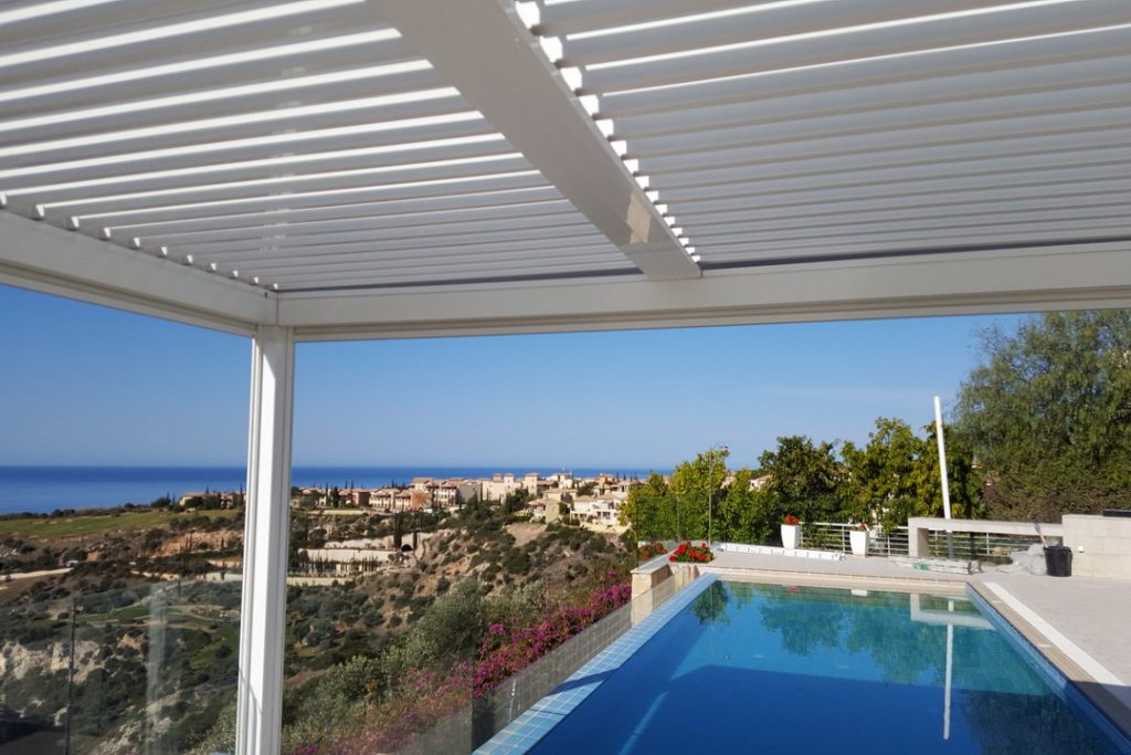 Bioklimatikus pergola -Nyaraló 2
