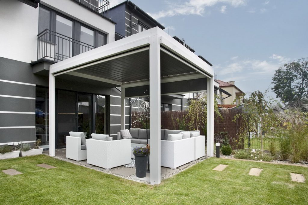 Bioklimatikus pergola -Sorház 1