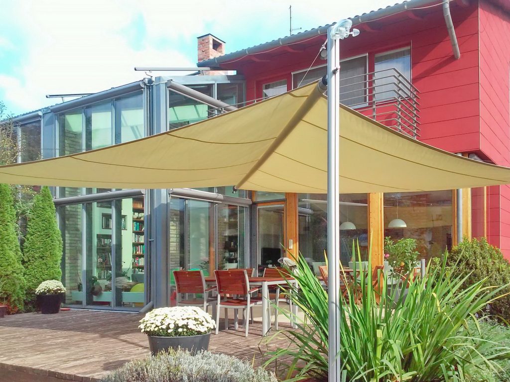 Hogyan árnyékoljunk teraszt? Mutatunk két megoldást! Hogyan árnyékoljunk teraszt? Mutatunk két megoldást!